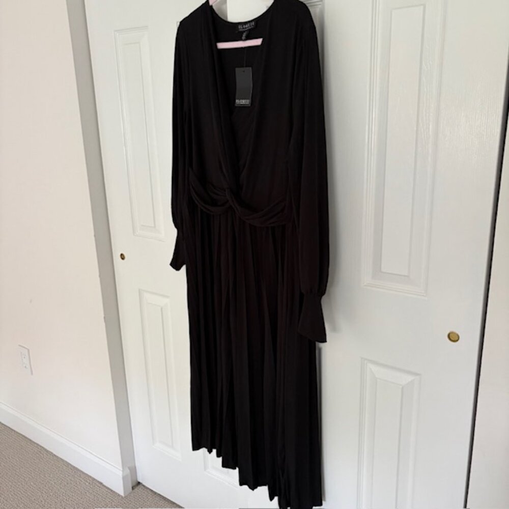 ELOQUII Knot Front Pleated Skirt Dress – Size 18 – Black Onyx
